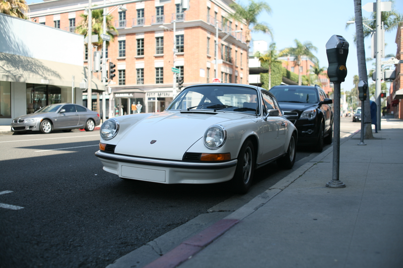 Illustration for article titled Welcome to Beverly Hills, where you can find a street parked 2.7 RS